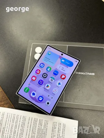 Телефон Samsung Galaxy Z Fold 8 1TB с гаранция, снимка 3 - Samsung - 56103800
