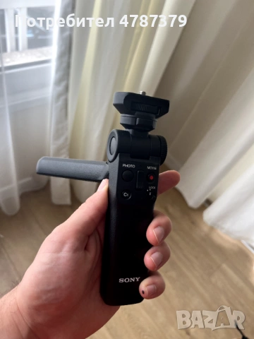 **ПРОДАВАМ ПЪЛЕН VLOG / CONTENT CREATOR КОМПЛЕКТ – SONY ZV-E10 + ОБЕКТИВ + ТРИПОД + АКСЕСОАРИ**, снимка 7 - Фотоапарати - 54089502