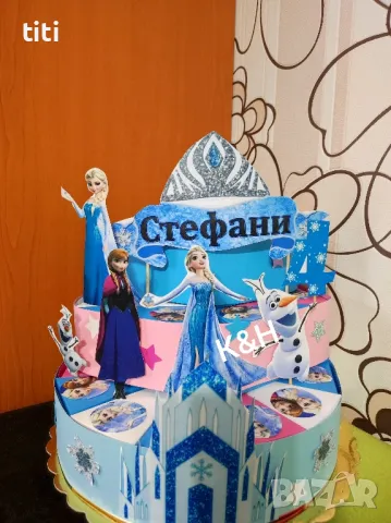 Картонена торта Елза и Анна , снимка 1