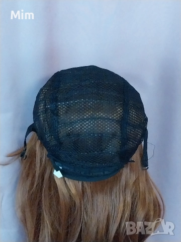 80 см Светло кафяво / Мока / дълга леко къдрева перука , снимка 8 - Аксесоари за коса - 52717536