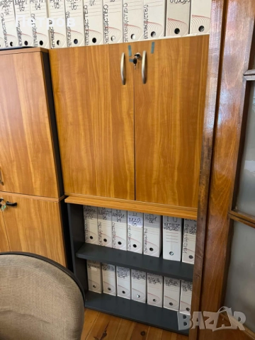 Офис мебели , снимка 10 - Работни маси и бюра - 52206624