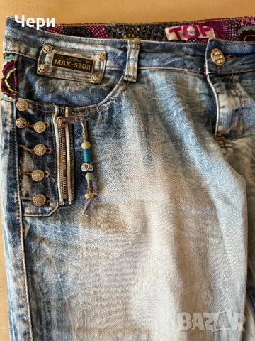 Дамски дънки, снимка 3 - Дънки - 48741461