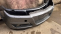 Предна Броня за Opel Astra 2004, снимка 2