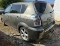 Toyota Corolla Verso 2.2 D-CAT На части, снимка 4