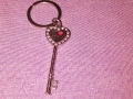 ключодържател метален нов ключ сърце обичам София, снимка 1