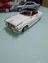 Borgward Isabella мащаб 1:18, снимка 1