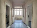 Продава едноетажна къща заедно с 2/3 ид.ч от двора в широк център, снимка 10