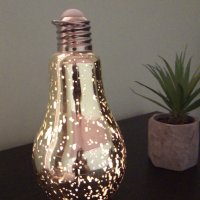 Лампа , снимка 1 - Настолни лампи - 42284504