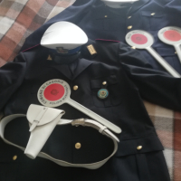 Италианска полицейска униформа, снимка 1 - Антикварни и старинни предмети - 44729228