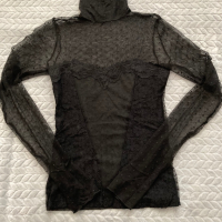 Дантелена блуза, снимка 1 - Блузи с дълъг ръкав и пуловери - 36454382