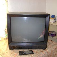 телевизор панасоник перфектен за годините си, снимка 2 - Антикварни и старинни предмети - 37123614