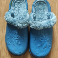НОВИ зимни дамски чехли размер 36/ 37, снимка 1 - Чехли - 44694516
