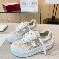 Valentino 2023 (реплика) 888, снимка 6 - Кецове - 40468233