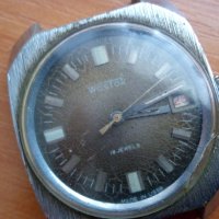 Неработещ часовник WOSTOK , снимка 2 - Антикварни и старинни предмети - 44259427
