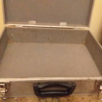 Алуминиев куфар  46 х 33 х 15см, снимка 6 - Куфари с инструменти - 31752798
