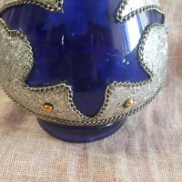 Старинна ваза от цветно стъкло и метален обков, снимка 6 - Антикварни и старинни предмети - 29293752