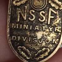 норвежка сребърна военна значка , снимка 2 - Антикварни и старинни предмети - 42176271