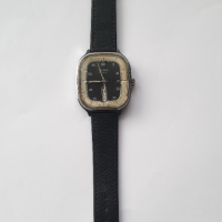 Колекционерски часовник SLAVA 26 JEWELS, снимка 3 - Антикварни и старинни предмети - 44685891