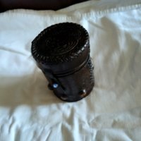 Метална медна чашка с обвивка естествена кожа с инкрустации от соца винтидж, снимка 1 - Колекции - 29428594