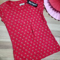 Червена тениска Burberry London , снимка 1 - Тениски - 30489303