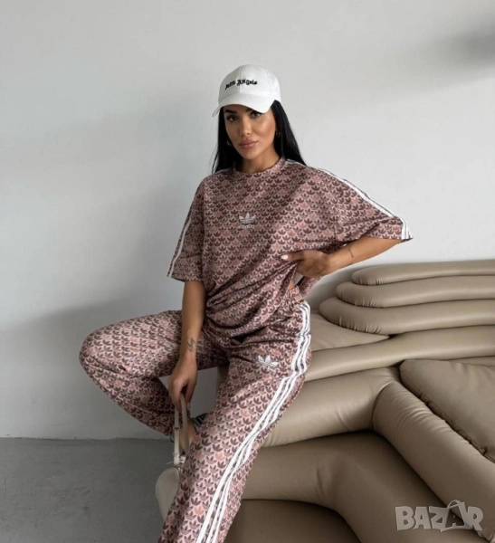 дамски екипи Adidas , снимка 1