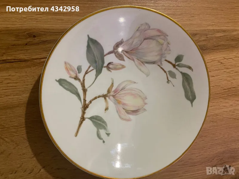 Hutschenreuther.Bavaria. 1950г. Чиния с магнолии., снимка 1