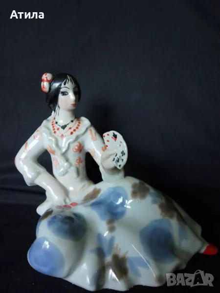 порцеланова статуетка 16/18 см, снимка 1