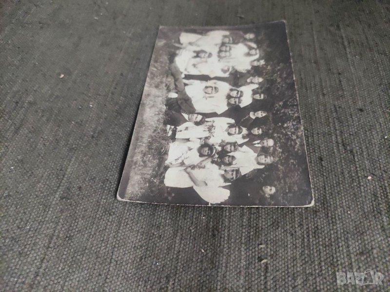 Продавам две снимки Спомен сиропиталището Варна, снимка 1