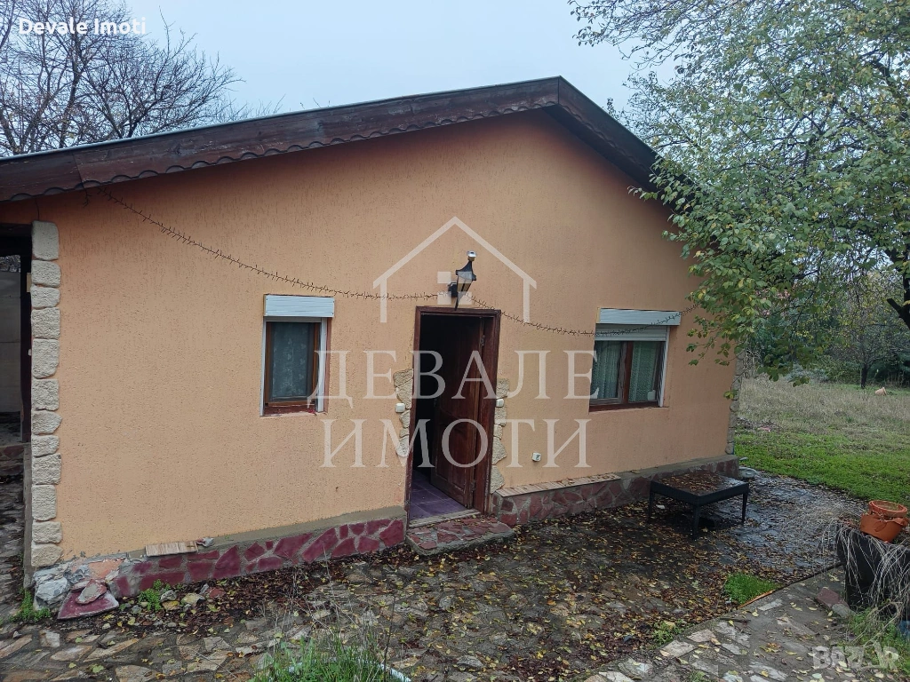 Семейна къща в гр. Русе, местност Мерата (срещу МЕТРО ), снимка 1