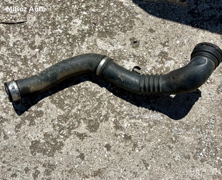 Тръба интеркулер БМВ Е90 91 92 BMW, снимка 1