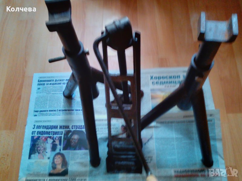 продавам стар модел крик, снимка 1