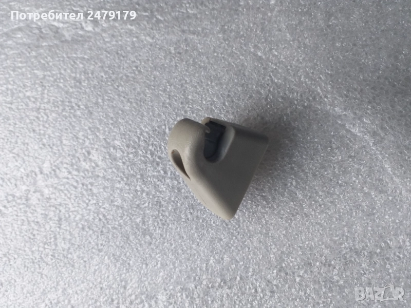 копка за закрепване на сенник на Опел Вектра В , снимка 1