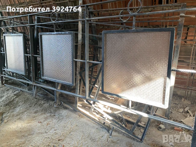 Метални парапети армирано стъкло от стара къща лилави стъкла, снимка 2 - Строителни материали - 51008662