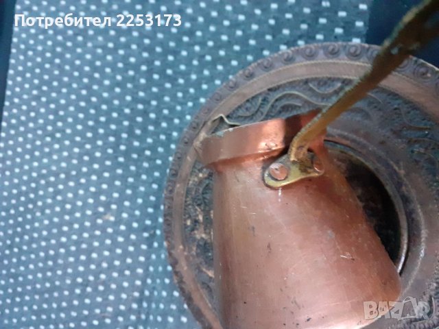 Медно джезве и дървена стойка, снимка 5 - Декорация за дома - 39198691