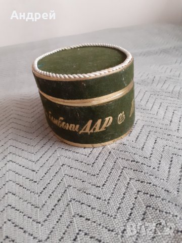 Стара кутия Шоколадови бонбони Дар,Малчика, снимка 2 - Други ценни предмети - 31202273