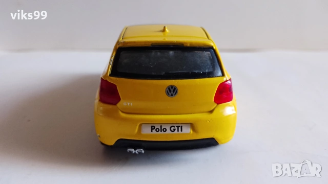 Bburago VOLKSWAGEN Polo GTI Mark 5 Мащаб 1:32, снимка 4 - Колекции - 53109289