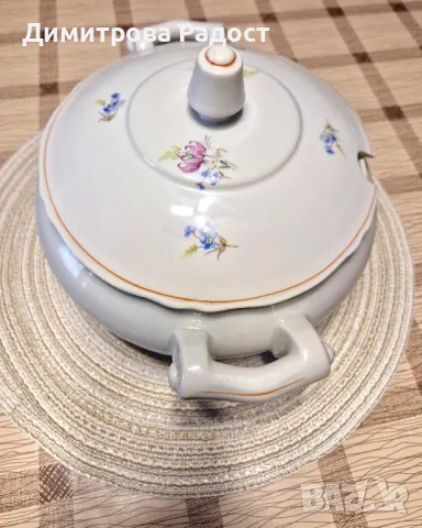 Порцеланов супник с капак! Състояние ново! , снимка 2 - Сервизи - 49129753