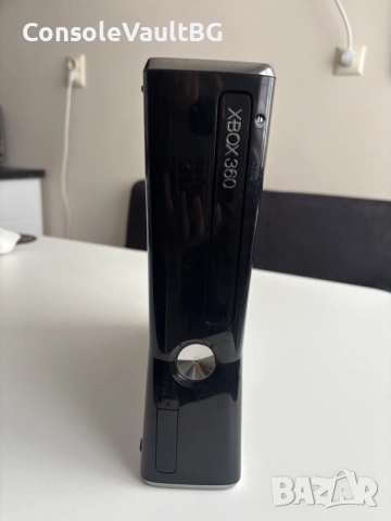 Xbox 360 Slim – неработещ – за части/ремонт , снимка 4 - Xbox конзоли - 56106872