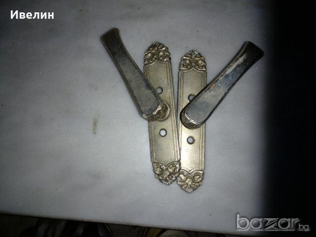 две ретро дръжки за прозорец в Антикварни и старинни предмети в гр ...