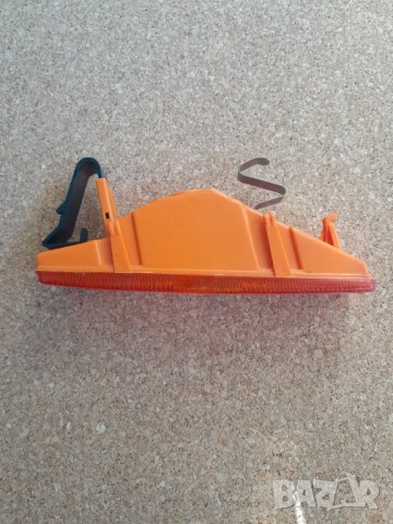 Мигач в броня десен жълт FORD SIERRA 0814721, снимка 2 - Части - 39618330