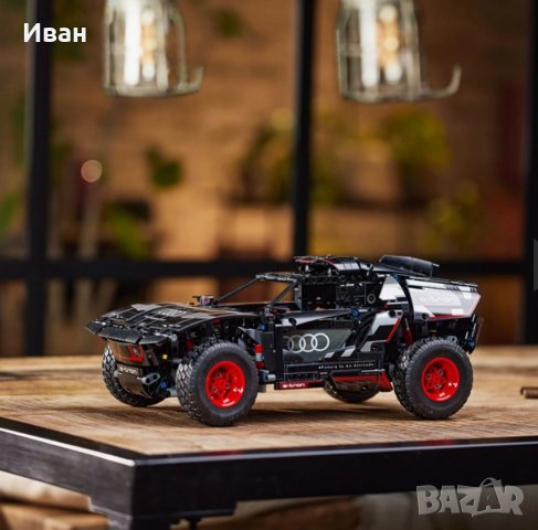 Нови и запечатани !!! LEGO® Technic 42160 - Audi RS Q e-tron, снимка 4 - Други игри - 42760598