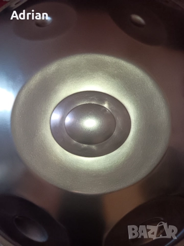 Чисто нов! Поръчков немски хандпан серия Horayzon Master Handpan D Kurd 12 Mutant 440 Hz, снимка 5 - Други - 52794953