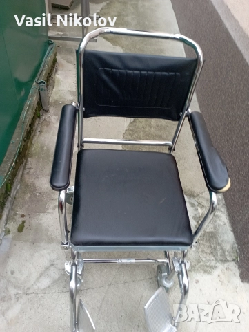 Тоалетен стол тапициран , снимка 2 - Столове - 52655723