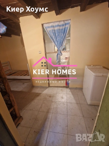 Двуетажна къща в село Мезек,общ. Свиленград,обл. Хасково, снимка 2 - Къщи - 54146369