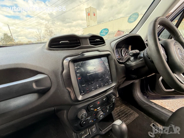 на части jeep renegate 1.4t auto 2018, снимка 8 - Автомобили и джипове - 54085512