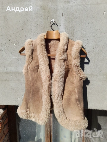 Стар Дамски кожен елек от естествена кожа, снимка 2 - Други ценни предмети - 53985255