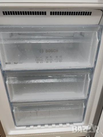 Иноксов комбиниран хладилник с фризер Бош Bosch Total No Frost A +++ с две години гаранция! , снимка 4 - Хладилници - 55808140