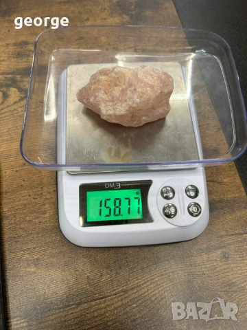 Розов кварц - необработен : произход Мозамбик - 158 грама