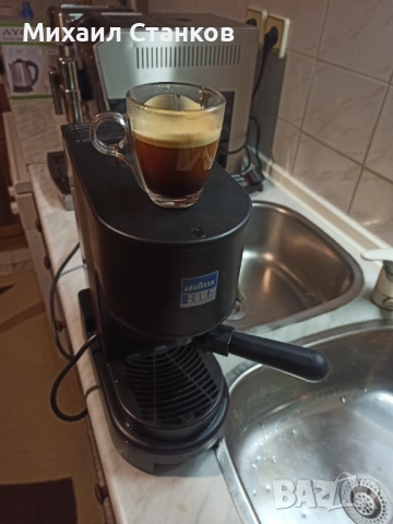 Кафе машина Лаваца , снимка 7 - Кафемашини - 52601970