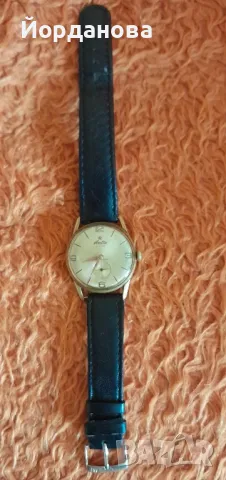 Мъжки позлатен швейцарски часовник "Аретта"